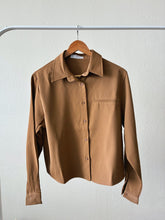 Load image into Gallery viewer, [NEW] Semi Cropped Smooth Shirt