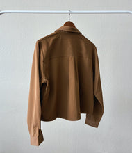Load image into Gallery viewer, [NEW] Semi Cropped Smooth Shirt
