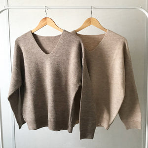 [NEW] V Neck Merry Knit