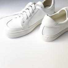 Load image into Gallery viewer, Simple White Leather Sneakers