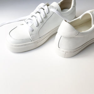 Simple White Leather Sneakers