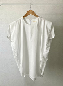 Round Neck Long Blouse (2 colors)