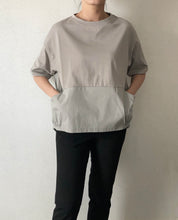 Load image into Gallery viewer, Back Button T-shirt Blouse (2 colors)